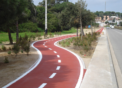 Un tram del nou carril-bici de Palamós.