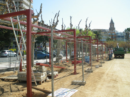 Muntatge d'una de les terrasses, aquesta setmana.