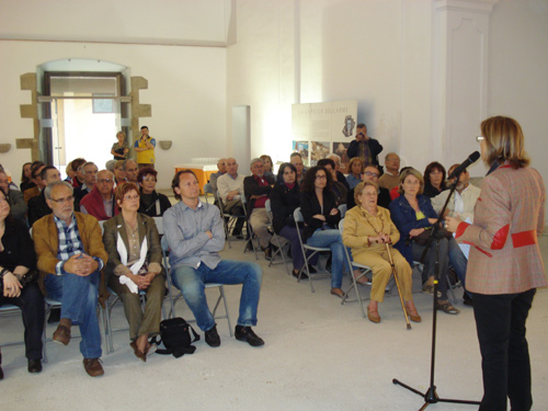La recepció de Sant Jordi a les entitats de Palamós, la setmana passada, es va fer a l'antiga capella del Carme.