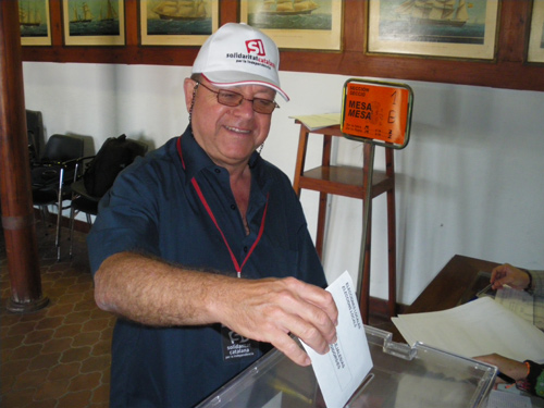 David Sempau, votant en el seu col·legi electoral.