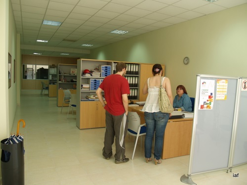 L'àrea de Promoció Econòmica coordina el dispositiu d'inserció sociolaboral.
