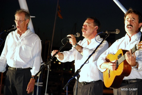 El grup Port Bo actua aquesta nit al moll Vell.