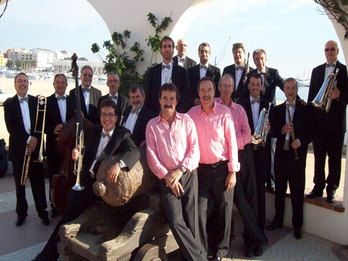 Montgrins i Port Bo, junts a 'Acoblats'.