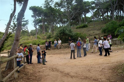 Imatge d'una activitat guiada a l'EIN Castell-Cap Roig.