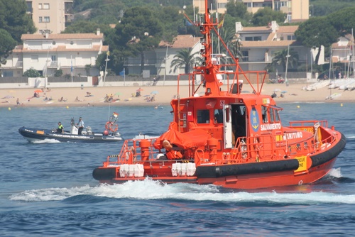 La SalvamarSirius actuant contra les taques, la setmana passada.