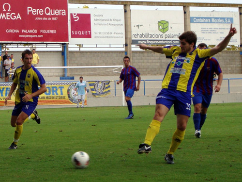 Onze inicial del Palamós en el partit. Foto: Sergi Cortés.