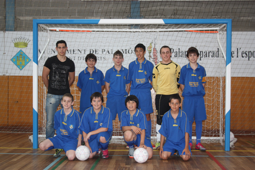 Un dels equips de base del Futbol Sala Palamós, la temporada passada.