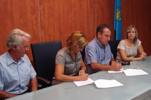 Firma del conveni entre l'Ajuntament de Palamós i Vimar, aquesta setmana.