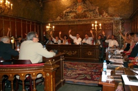Un Ple de l'Ajuntament de Vic, impulsor dels Municipis per la Independència.