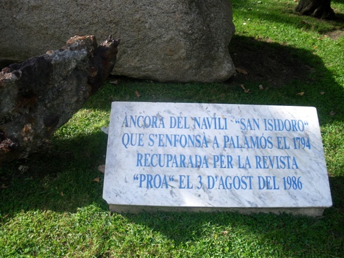 La placa del 'San Isidoro', encara amb la falta d'ortografia.