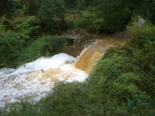 Ahir va augmentar considerablement el cabal d'aigua de les rieres de la Vall de Bell-lloch.