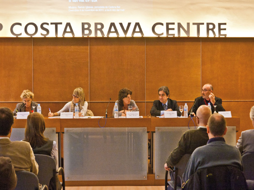 El debat es va fer divendres a la seu del grup Costa Brava Centre.