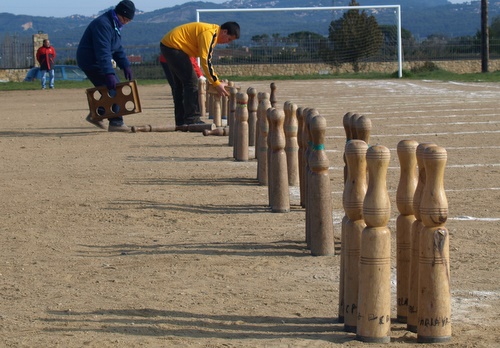 Aquest cap de setmana tornen les bitlles catalanes.