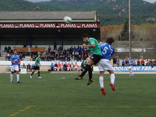 Imatge d'un partit del Palamós CF, aquesta temporada. (Foto: Sergi Romero).