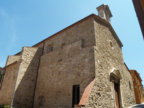 Aspecte exterior de l'antiga església del Carme.