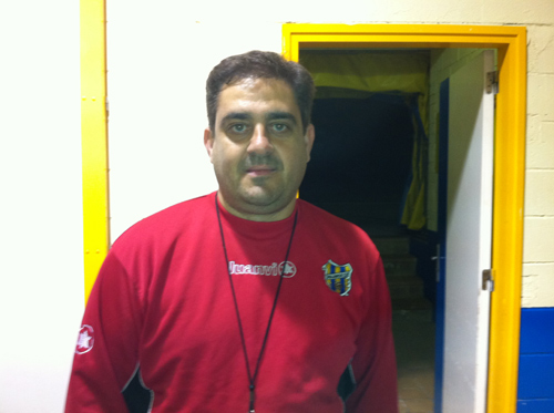 L'entrenador del Palamós CF, Eduardo Vílchez.