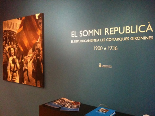 'El somni republicà' es pot veure a la sala d'exposicions de la biblioteca.