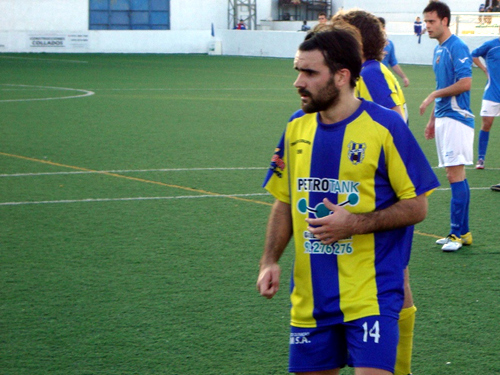 Javi Revert, dissabte al camp del Lloret. (Foto: Sergi Cortés).
