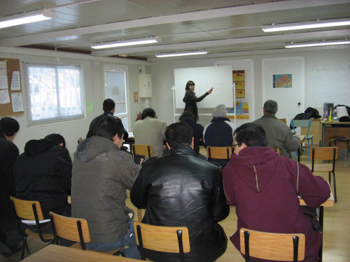 Sessió formativa per a nouvinguts, en una imatge d'arxiu.