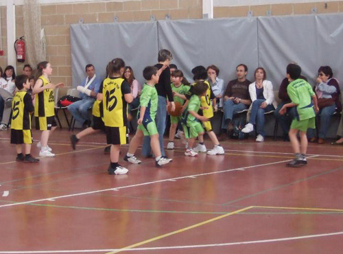 Activitat escolar de bàsquet, demà a l'escola Vedruna.