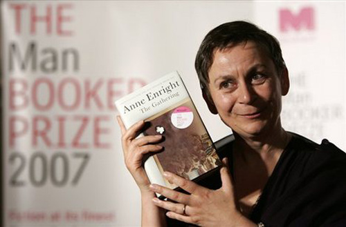 Anne Enright va guanyar el premi Man Booker 2007 amb aquest llibre.