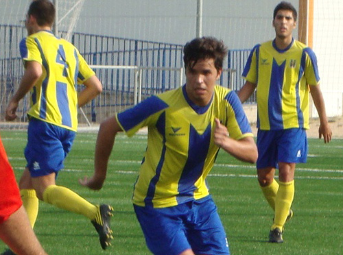 Pau Gusó amb la samarreta del Palamós CF, en una imatge d'arxiu. (Foto: Sergi Cortés).