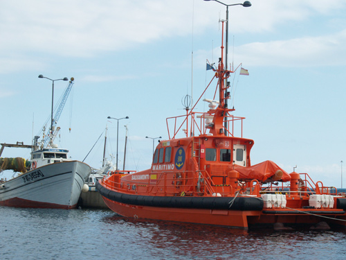 La Salvamar Sirius al port de Palamós.