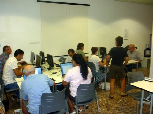 Curs de noves tecnologies del Pla de Barris.