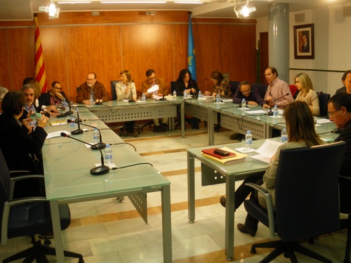 Els grups polítics del Ple municipal donen part de la seva retribució des de 2009.