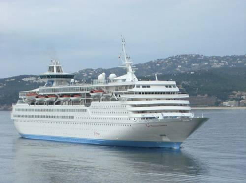 El Thomson Destiny a Palamós, en una imatge d'arxiu.