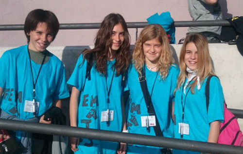 La Judith i l'Eduard, a l'esquerra, representants del Vila-romà al 'FemMates 2012'.