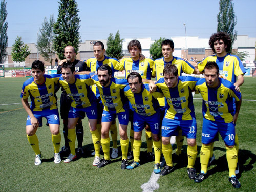 L'equip del Palamós CF que ha jugat a Montcada. (Foto: Sergi Cortés).