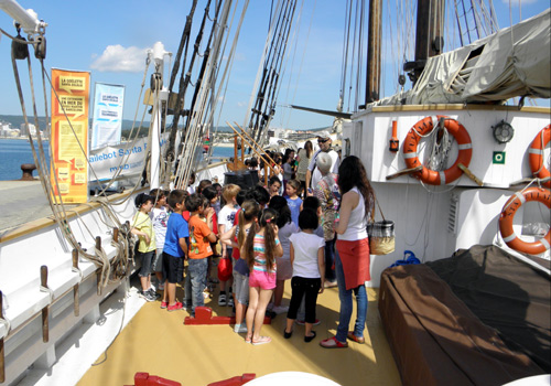 Una de les visites d'escolars al Santa Eulàlia, que s'han fet aquests dies.