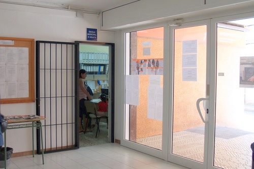 Aula d'Aprenentatge, al carrer de Salvador Albert i Pey.