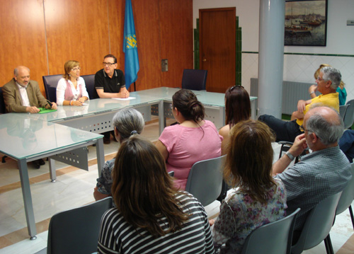L'acte de lliurament del document final, aquest passat dissabte a l'Ajuntament de Palamós.