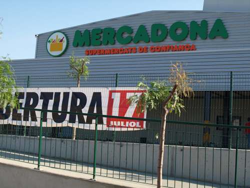 El Mercadona del polígon de Sant Joan, a la imatge, obre la setmana vinent.