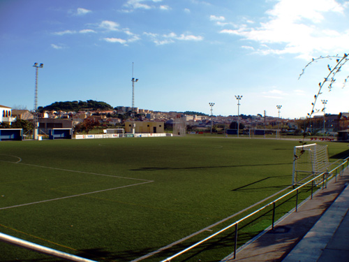 El camp de gespa artificial de la zona esportiva, camp d'operacions de la FE Palamós.