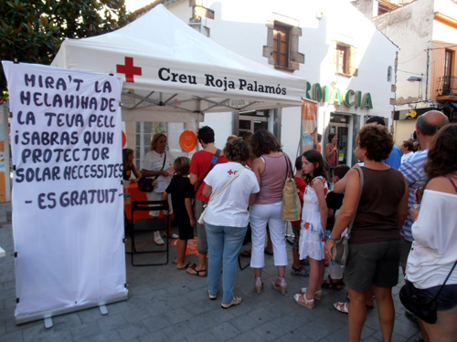 La Carpa de Protecció Solar, instal·lada ahir a Palamós.