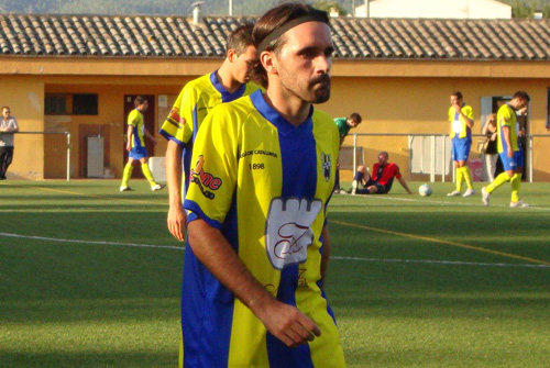 Javi Revert va marcar al camp del Quart. (Foto: Sergi Cortés).