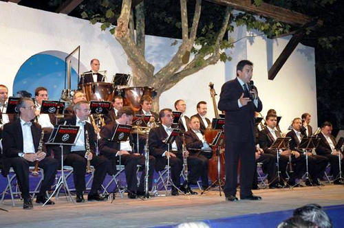 El Concert de Sardanes de la Costa Brava, una cita clàssica de l'estiu a Palamós.