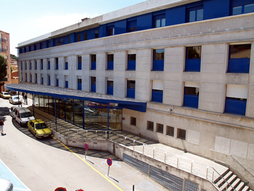 L'hospital comarcal de Palamós, gestionat per Serveis de Salut Integrats del Baix Empordà.