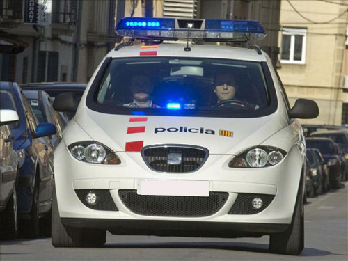 Els Mossos d'Esquadra van detenir els dos presumptes lladres.