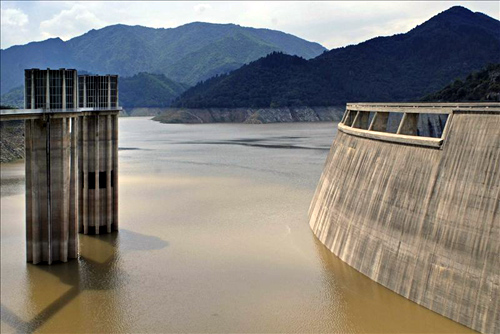 El pantà de Susqueda, al sistema Ter-Llobregat.
