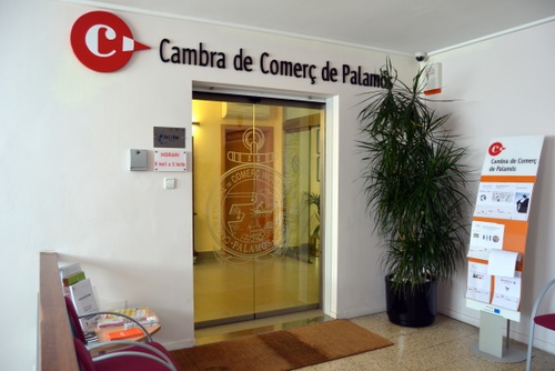 La jornada es fa a la seu de la Cambra de Palamós.