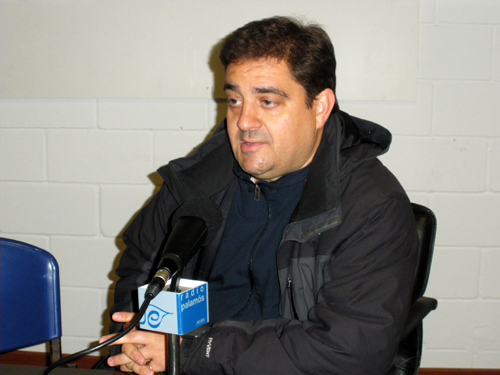 L'entrenador del Palamós Club de Futbol, Eduardo Vílchez.