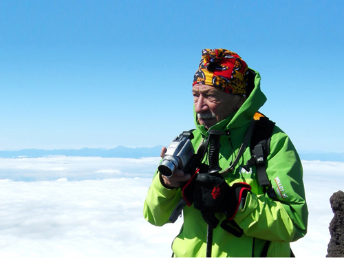 Jordi Pons al cim del Fujiyama, al Japó.