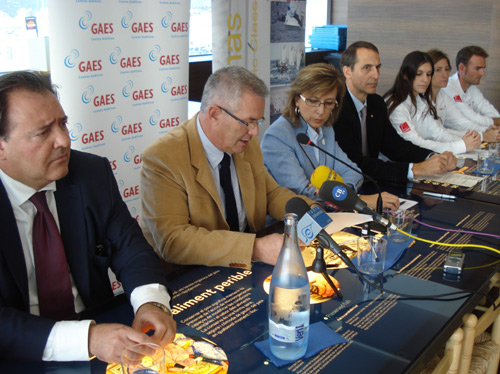 Acte de presentació de la GAES Christmas Race, a l'Espai del Peix.