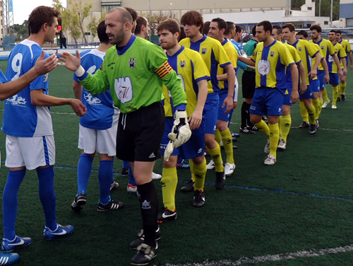 El Palamós va caure ahir al camp de la Rapitenca. (Foto: Sergi Cortés)