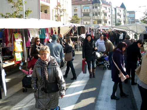 El mercat setmanal de Palamós, aquest matí.