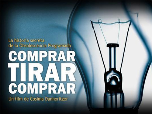 'Comprar, tirar, comprar' explica per què els productes duren cada vegada menys.